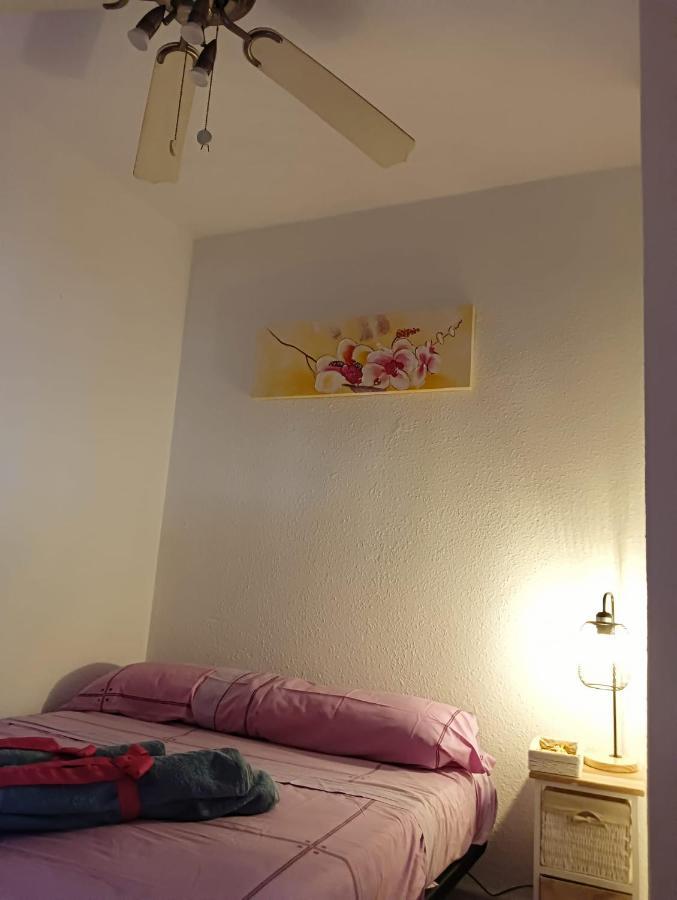 Habitacion Piso Particular En Castilleja De La Cuesta Kültér fotó